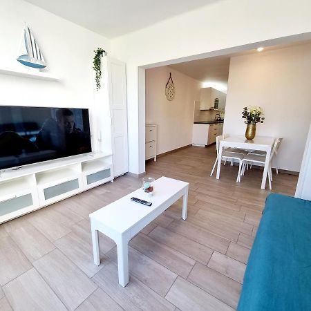 Apartamento Dino 10 Playa Roca Lägenhet Costa Teguise Exteriör bild