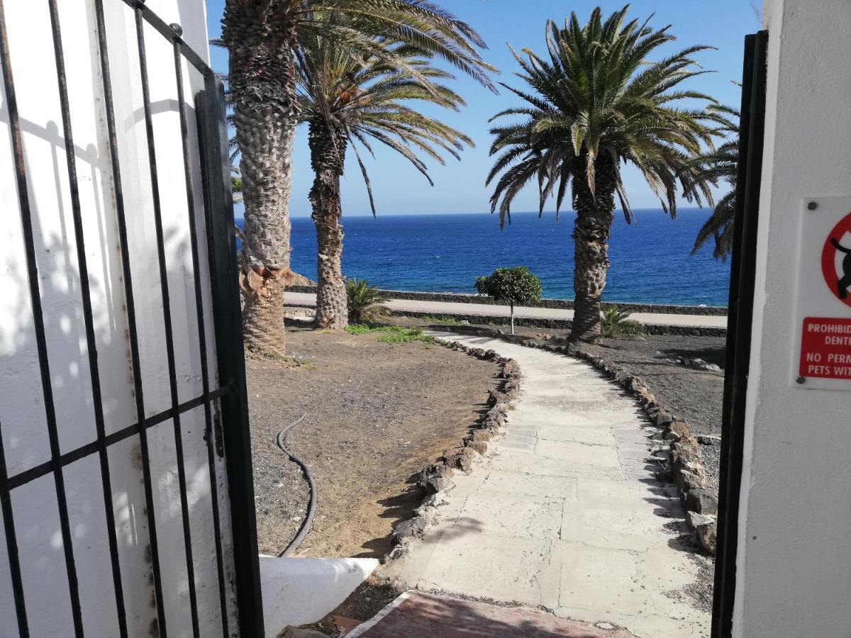 Apartamento Dino 10 Playa Roca Lägenhet Costa Teguise Exteriör bild