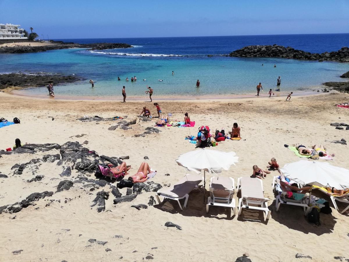 Apartamento Dino 10 Playa Roca Lägenhet Costa Teguise Exteriör bild