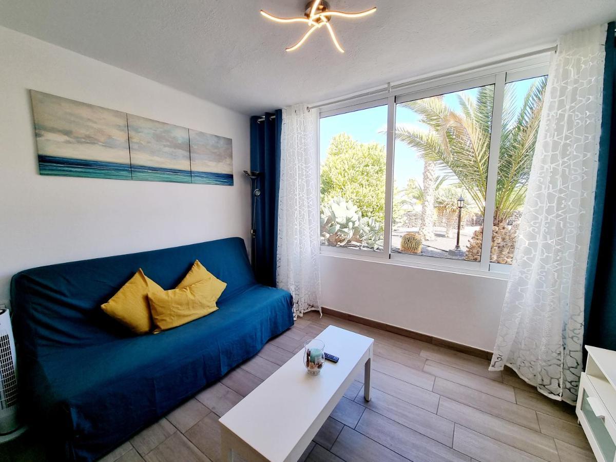 Apartamento Dino 10 Playa Roca Lägenhet Costa Teguise Exteriör bild